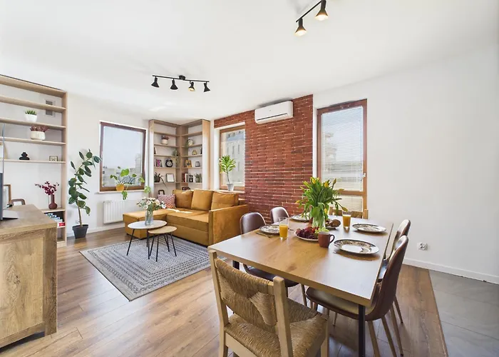 公寓 Apartamenysnu, Sloneczny Premium, Centrum 拉多姆