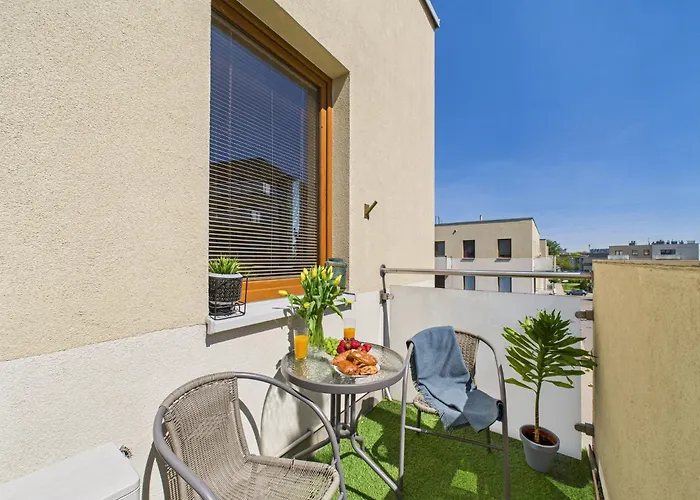 公寓 Apartamenysnu, Sloneczny Premium, Centrum 拉多姆